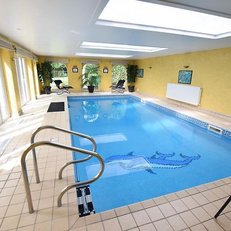 Dunmow Guest House Ґрейт-Данмоу Екстер'єр фото